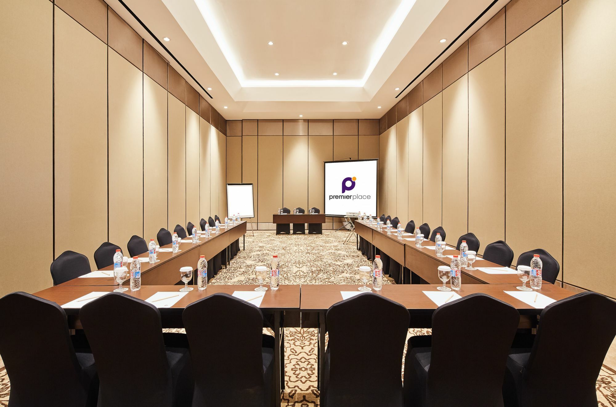프리미어 플레이스 수라바야 에어포트 호텔 시도알조 외부 사진